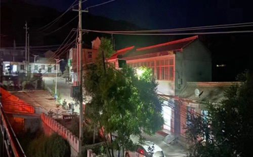 祁连太阳能路灯在暴雪天气下的应对策略