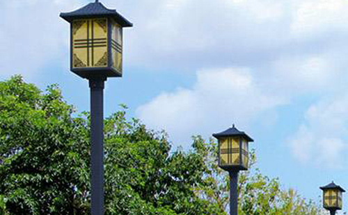 祁连庭院灯安装间距与布灯设计全解析