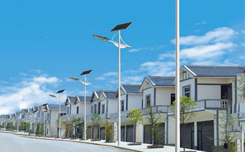 祁连太阳能路灯配置与在乡村道路照明中的应用